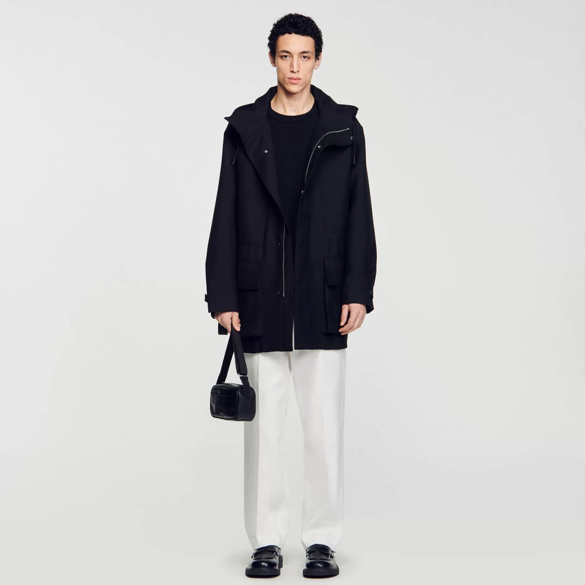 Shop Sandro Parka Oversize En Tissu Technique Noir