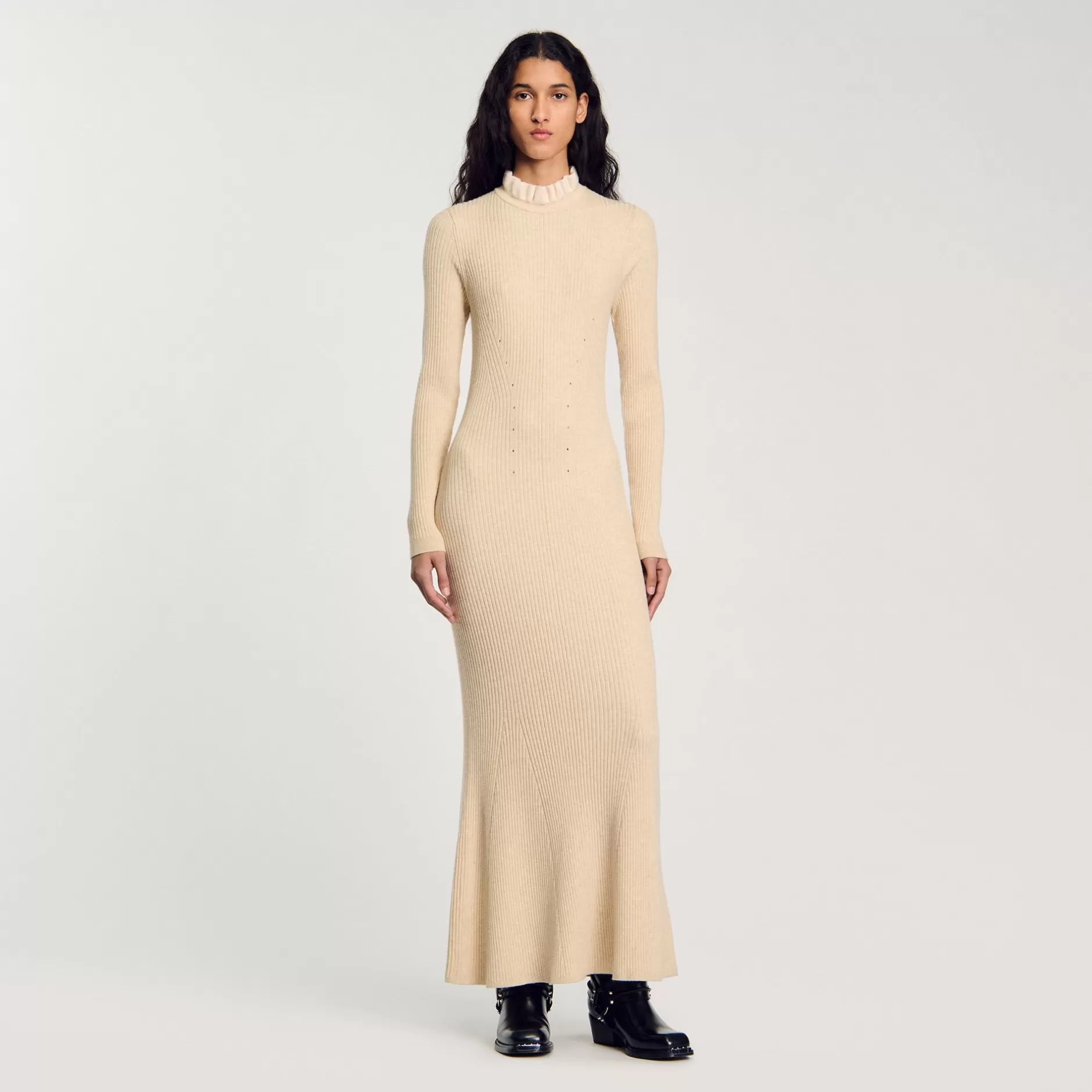 Discount Sandro Robe Longue En Maille Beige