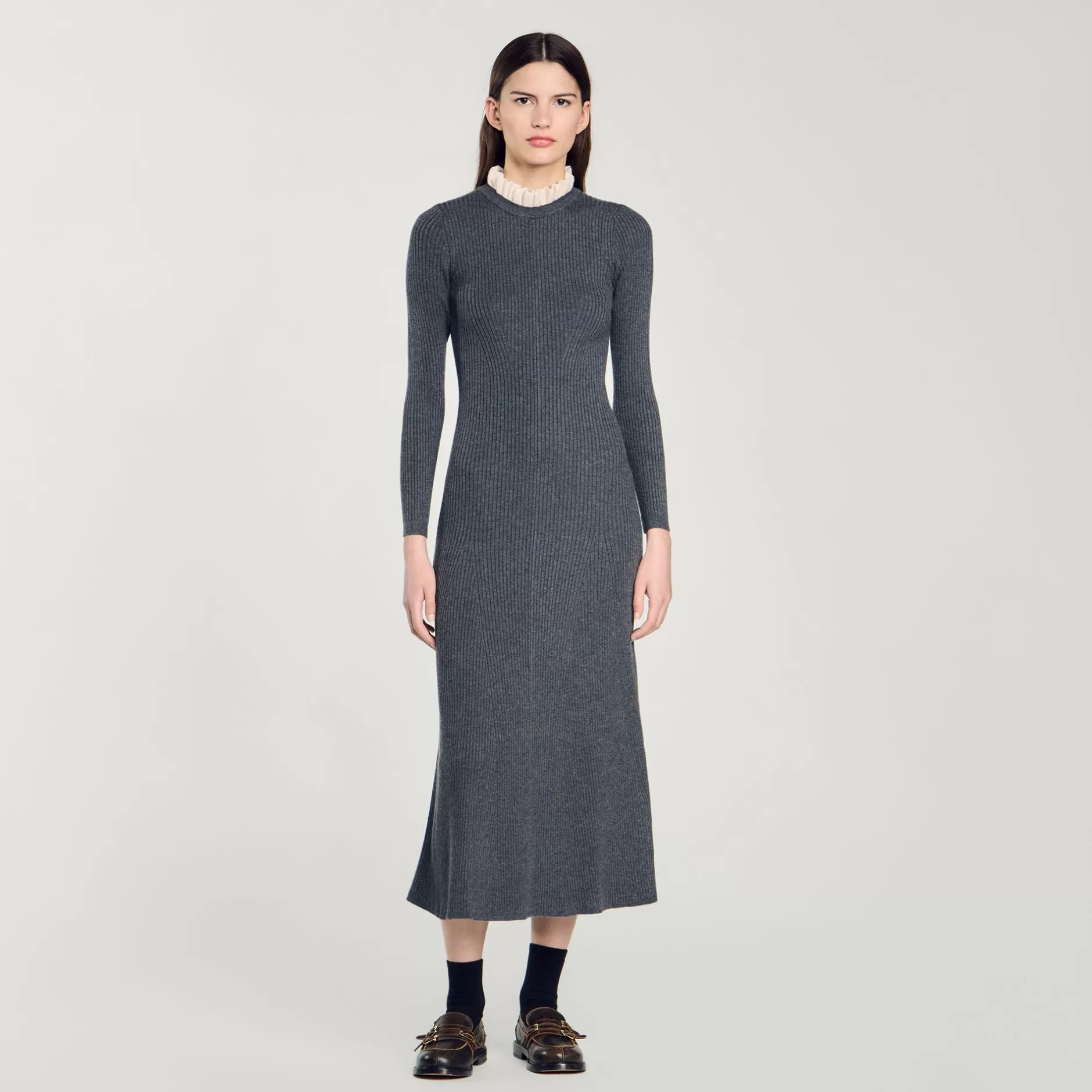 Flash Sale Sandro Robe Longue En Maille Gris Foncé