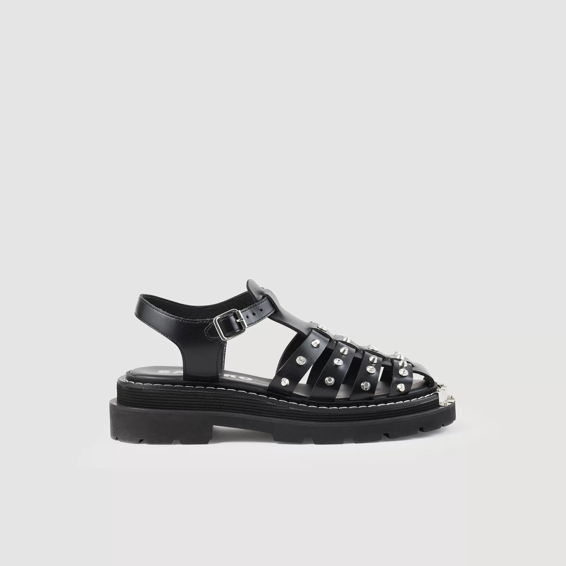 Discount Sandro Sandales Olys Cloutées En Cuir Noir