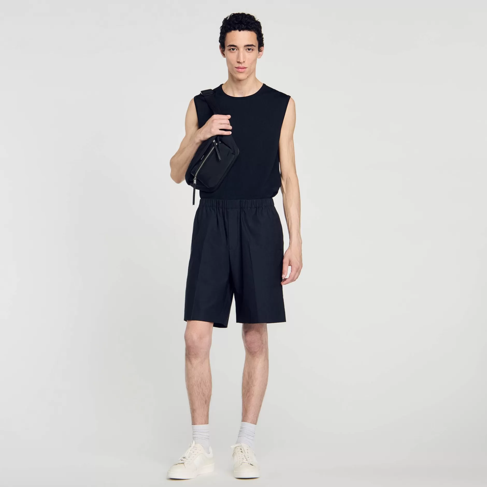 Shop Sandro Short En Toile De Coton Noir