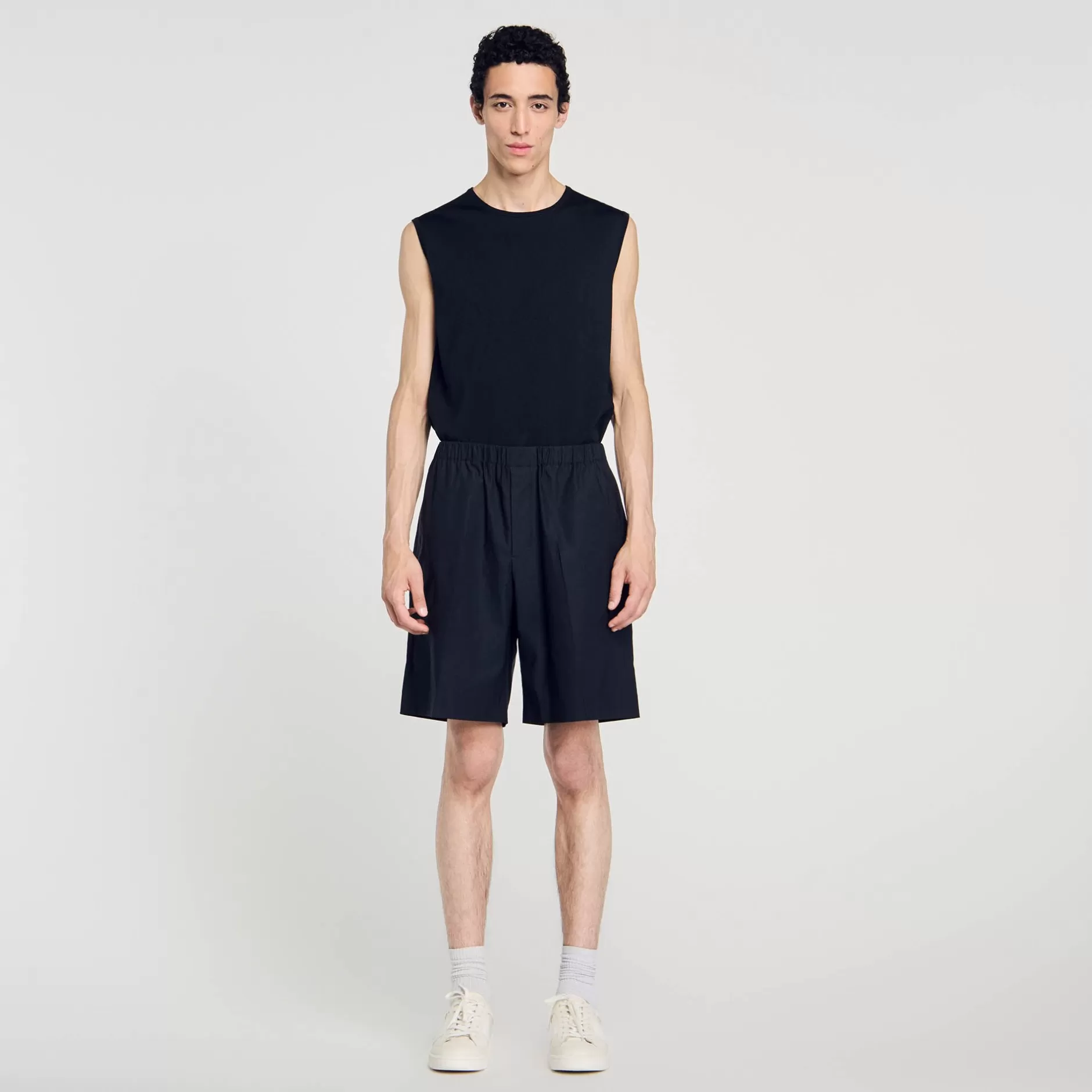 Shop Sandro Short En Toile De Coton Noir