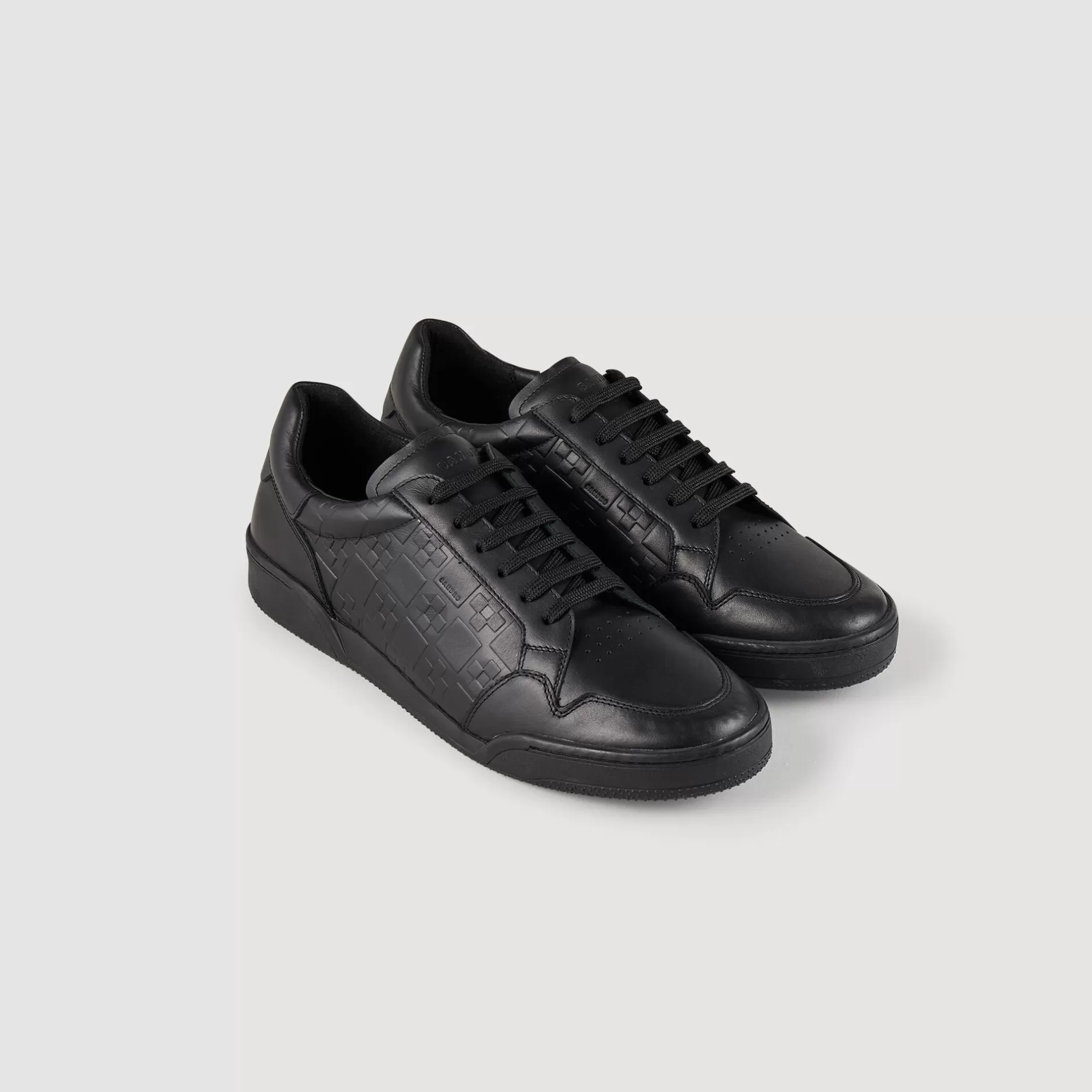 Flash Sale Sandro Sneakers En Cuir Embossé Square Cross Noir