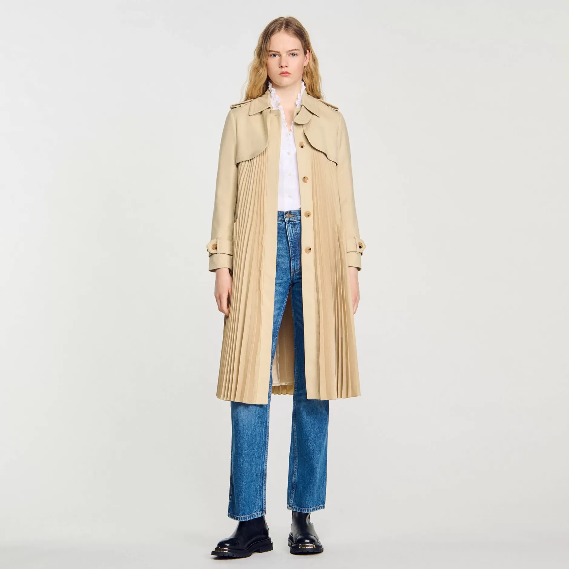 Shop Sandro Trench Plissé à Ceinturer Beige